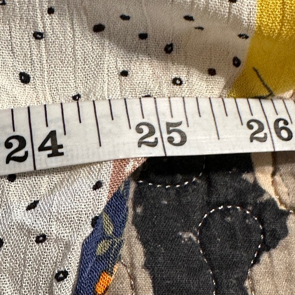 NWT Davi & Dani top. - Picture 3 of 8